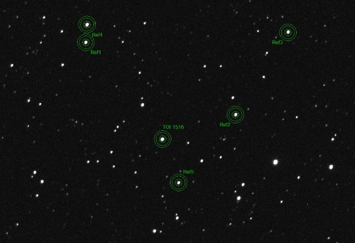 Mapka - TOI-1516, JD 2460204.46218