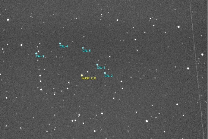 Chart - WASP-11, JD 2459941.25563