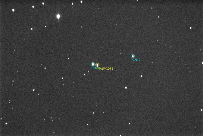 チャート - WASP-104, JD 2458923.32210
